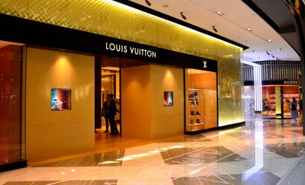 Louis Vuitton und viele andere Marken in der Dubai Mall