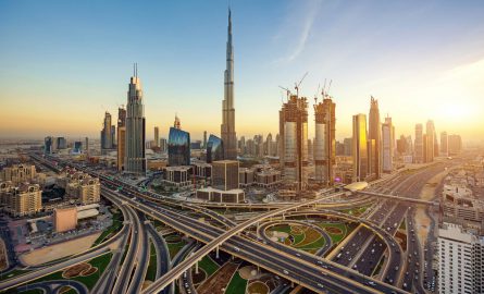 Dubai Downtowns Skyline mit dem Burj Khalifa